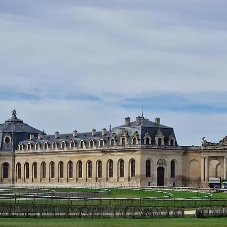 Le Sleipnir - Appartement Cantilien Calme Chantilly Exterior foto