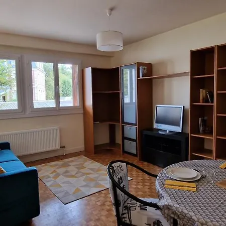 Le Sleipnir - Appartement Cantilien Calme Chantilly Exterior foto